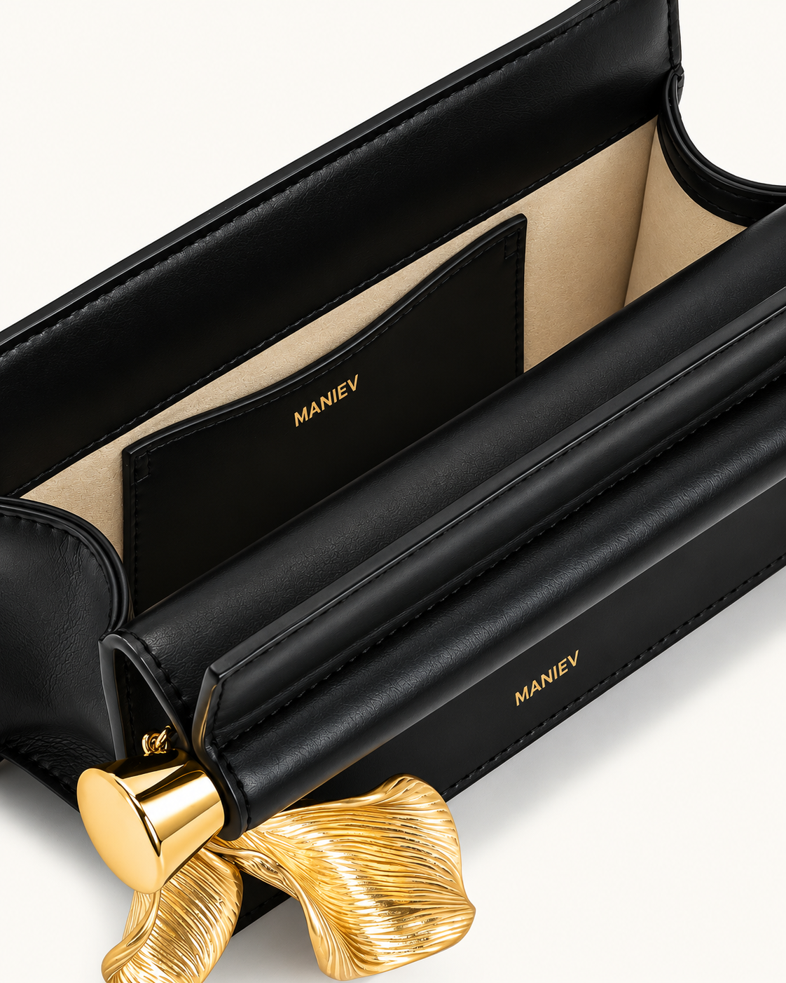 Holly Metal Pendant Embellished Clutch - Black